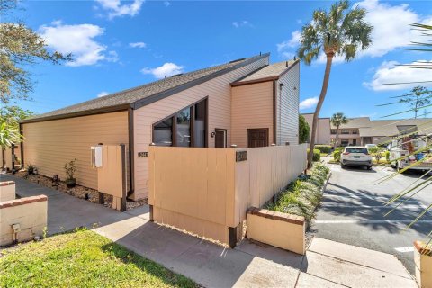 Condominio en venta en Ocala, Florida, 1 dormitorio, 91.97 m2 № 1910273 - foto 1