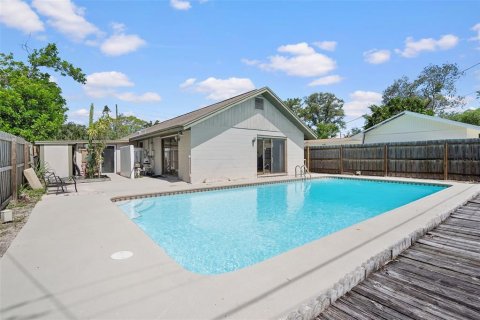 Villa ou maison à vendre à Saint Petersburg, Floride: 2 chambres, 164.25 m2 № 1808641 - photo 12