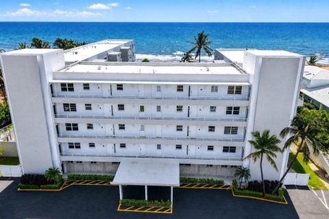 Condo in Highland Beach, Florida, 1 bedroom  № 2181956 - photo 2