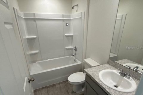 House in Palm Coast, Florida 3 bedrooms, 144.18 sq.m. № 1751178 - photo 7
