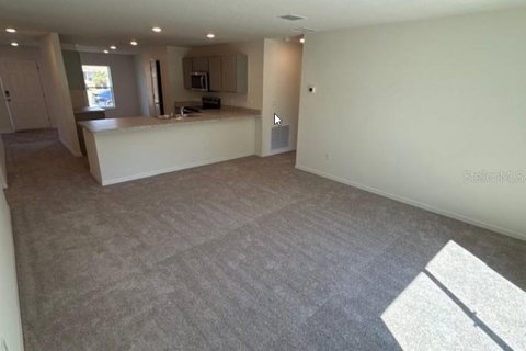 House in Palm Coast, Florida 3 bedrooms, 144.18 sq.m. № 1751178 - photo 4