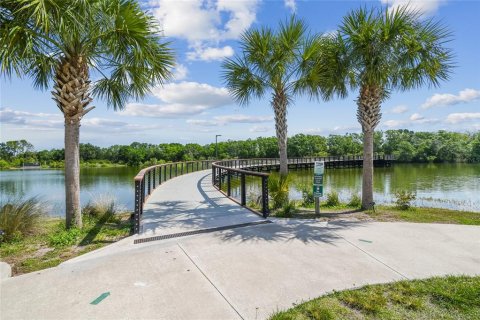 House in Tampa, Florida 5 bedrooms, 578.04 sq.m. № 2395927 - photo 19