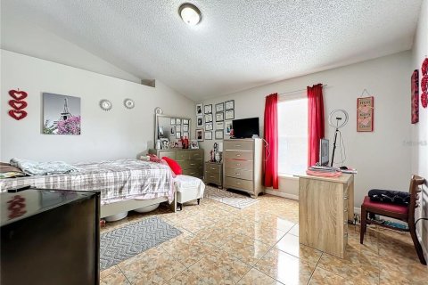 House in Orlando, Florida 4 bedrooms, 174.1 sq.m. № 1411551 - photo 11