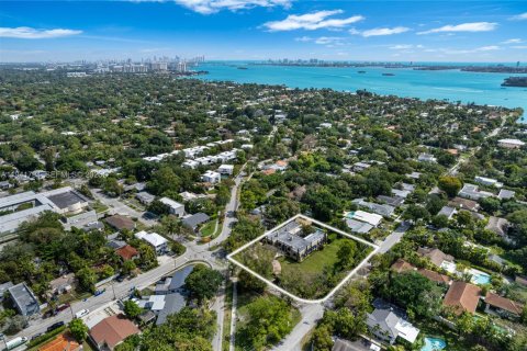 Terreno en venta en Miami, Florida № 2002328 - foto 4