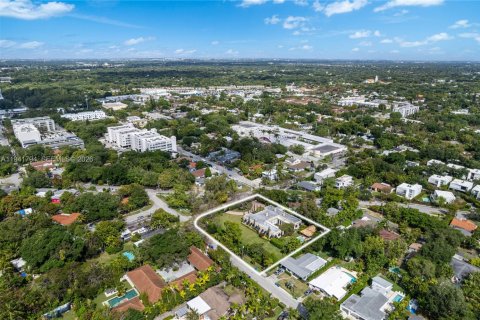 Terreno en venta en Miami, Florida № 2002328 - foto 5