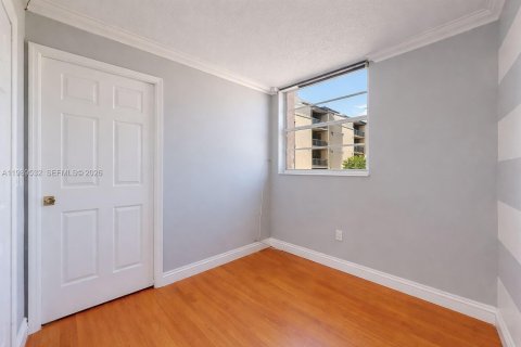 Купить кондоминиум в Майами, Флорида 2 спальни, 70.61м2, № 2051573 - фото 30