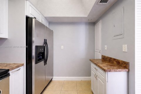Купить кондоминиум в Майами, Флорида 2 спальни, 70.61м2, № 2051573 - фото 19