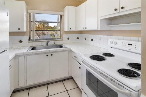 Appartement à louer à Hallandale Beach, Floride: 3 chambres, 75.07 m2 № 2017609 - photo 15