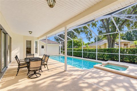 House in Valrico, Florida 4 bedrooms, 205.13 sq.m. № 2391312 - photo 2
