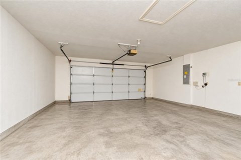 House in Valrico, Florida 4 bedrooms, 205.13 sq.m. № 2391312 - photo 22