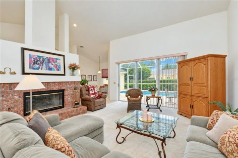 House in Valrico, Florida 4 bedrooms, 205.13 sq.m. № 2391312 - photo 6