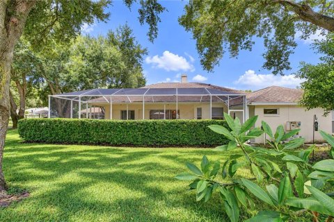 House in Valrico, Florida 4 bedrooms, 205.13 sq.m. № 2391312 - photo 27