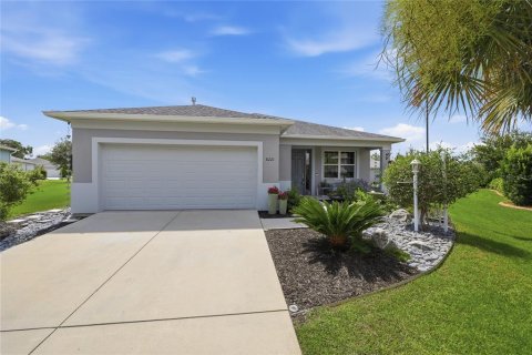 House in Ocala, Florida 3 bedrooms, 174.1 sq.m. № 2306023