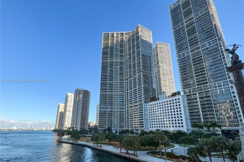 Copropriété à vendre à Miami, Floride: 1 chambre, 68 m2 № 2047258 - photo 13