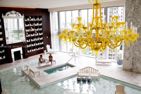 Copropriété à vendre à Miami, Floride: 1 chambre, 68 m2 № 2047258 - photo 18