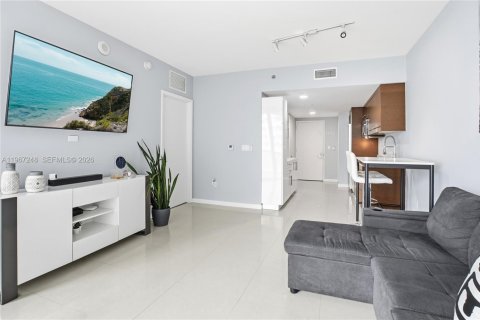 Copropriété à vendre à Miami, Floride: 1 chambre, 68 m2 № 2047258 - photo 4
