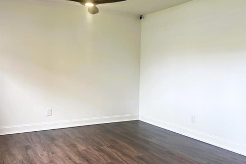 Condominio en venta en St. Lucie, Florida, 1 dormitorio, 70.61 m2 № 2082417 - foto 6