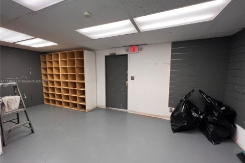 Immobilier commercial à vendre à Hollywood, Floride № 1958234 - photo 9