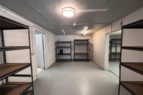 Immobilier commercial à vendre à Hollywood, Floride № 1958234 - photo 17