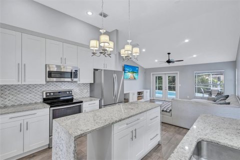 Casa en venta en Bradenton, Florida, 3 dormitorios, 156.08 m2 № 2225392 - foto 4