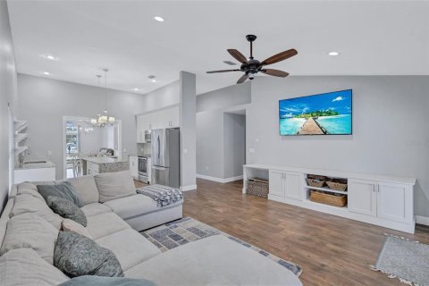 Casa en venta en Bradenton, Florida, 3 dormitorios, 156.08 m2 № 2225392 - foto 18