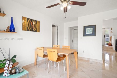 Casa en venta en Sunrise, Florida, 4 dormitorios, 142.05 m2 № 2080221 - foto 8