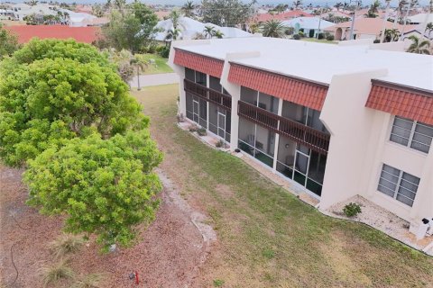 Condo in Punta Gorda, Florida, 2 bedrooms № 2217006 - photo 23