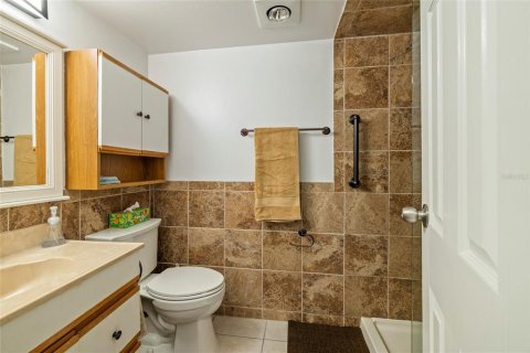 Condo in Punta Gorda, Florida, 2 bedrooms № 2217006 - photo 16