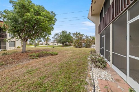 Condo in Punta Gorda, Florida, 2 bedrooms № 2217006 - photo 22