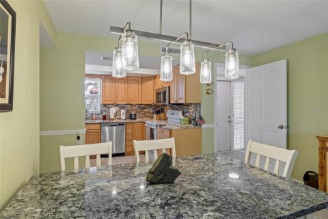 Condo in Punta Gorda, Florida, 2 bedrooms № 2217006 - photo 6