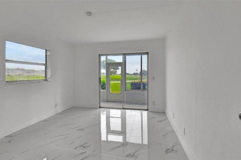 Condominio en venta en Delray Beach, Florida, 2 dormitorios, 81.75 m2 № 1941037 - foto 21