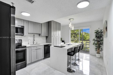 Appartement à louer à Davie, Floride: 2 chambres, 106.84 m2 № 1987527 - photo 7