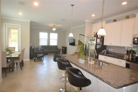 Adosado en alquiler en Lutz, Florida, 3 dormitorios, 173.91 m2 № 1904940 - foto 2