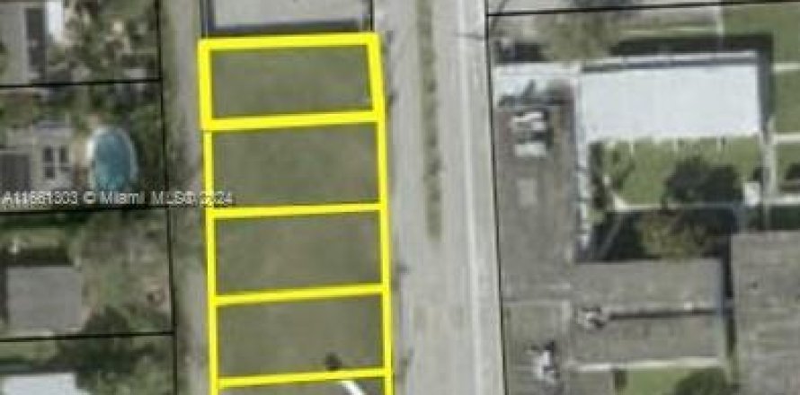 Immobilier commercial à South Miami, Floride № 1753917