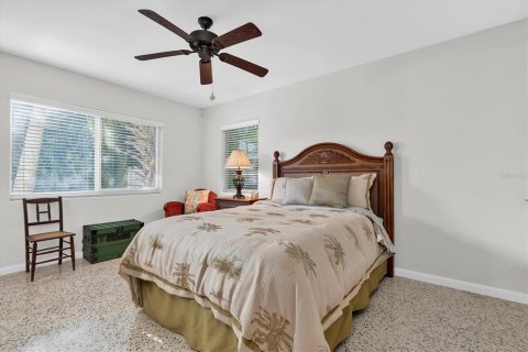 Villa ou maison à vendre à Holmes Beach, Floride: 4 chambres, 230.3 m2 № 2425826 - photo 29