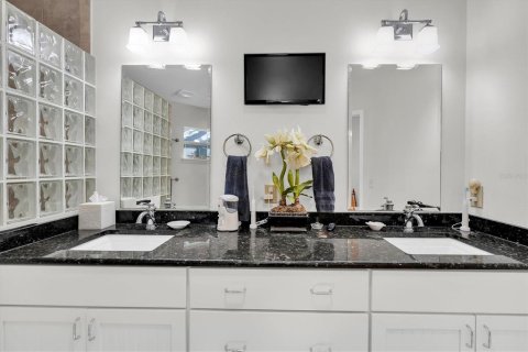 Villa ou maison à vendre à Holmes Beach, Floride: 4 chambres, 230.3 m2 № 2425826 - photo 26