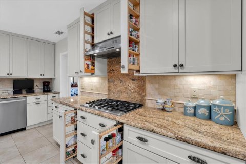 Villa ou maison à vendre à Holmes Beach, Floride: 4 chambres, 230.3 m2 № 2425826 - photo 21