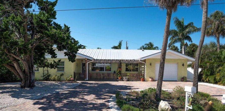Villa ou maison à Holmes Beach, Floride 4 chambres, 230.3 m2 № 2425826