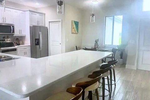 Casa en venta en Cape Coral, Florida, 3 dormitorios, 166.85 m2 № 1801734 - foto 4