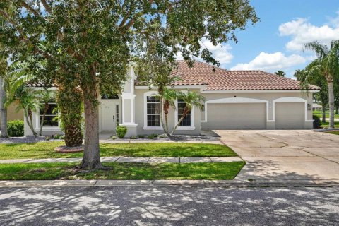 House in New Smyrna Beach, Florida 3 bedrooms, 229.65 sq.m. № 2167048