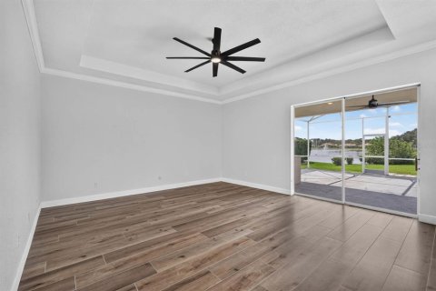 House in New Smyrna Beach, Florida 3 bedrooms, 229.65 sq.m. № 2167048 - photo 8