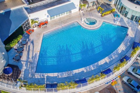 Apartment in Sweetwater, Florida 1 bedroom № 1994284 - photo 14