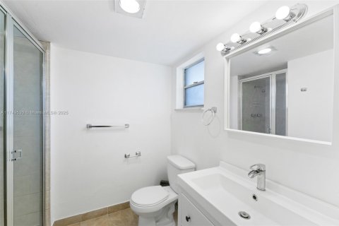 Купить кондоминиум в Майами, Флорида 1 спальня, 93.09м2, № 1859825 - фото 12