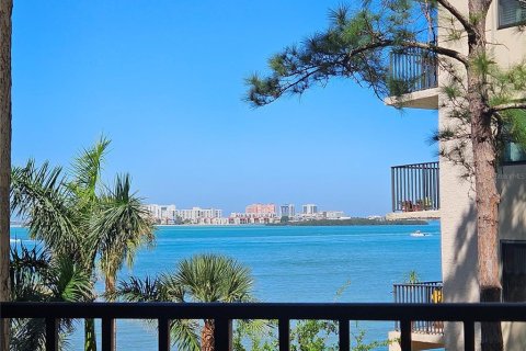 Купить кондоминиум в Клируотер, Флорида 7 комнат, 115.2м2, № 2093502 - фото 15