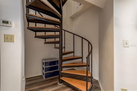 Купить кондоминиум в Клируотер, Флорида 7 комнат, 115.2м2, № 2093502 - фото 17