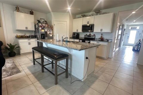 Villa ou maison à vendre à Haines City, Floride: 4 chambres, 212.47 m2 № 2419052 - photo 14