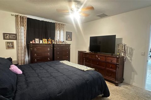 Villa ou maison à vendre à Haines City, Floride: 4 chambres, 212.47 m2 № 2419052 - photo 25