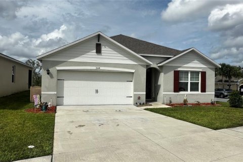 Villa ou maison à vendre à Haines City, Floride: 4 chambres, 212.47 m2 № 2419052 - photo 2
