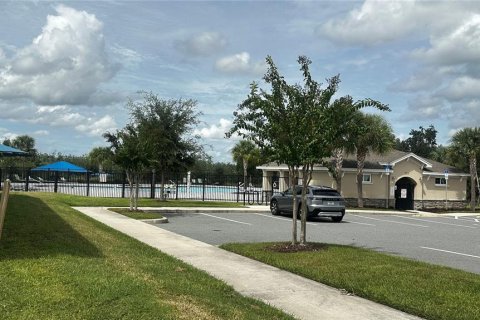 Villa ou maison à vendre à Haines City, Floride: 4 chambres, 212.47 m2 № 2419052 - photo 5
