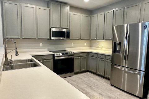 House in Jacksonville, Florida 3 bedrooms, 174.1 sq.m. № 769604 - photo 1